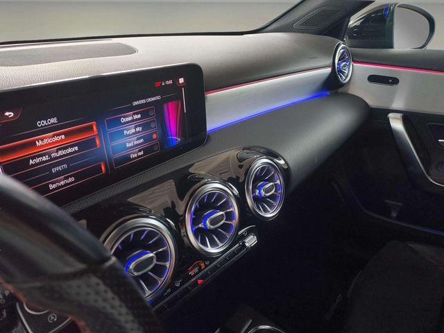 MERCEDES-BENZ A 220 Automatic Premium