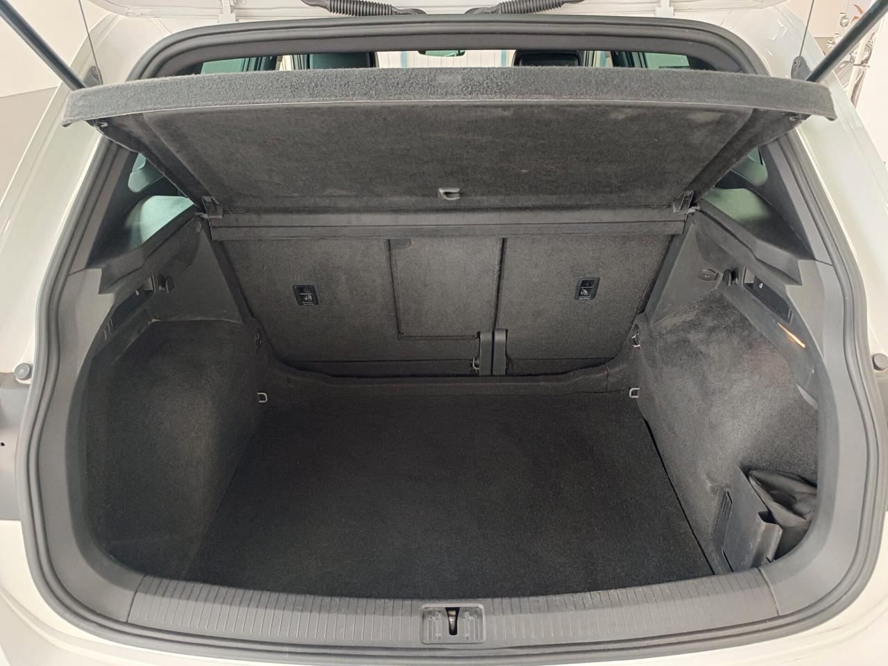 Volkswagen Tiguan 2.0 TDI SCR DSG Executive R-LINE BlueMotion Technology