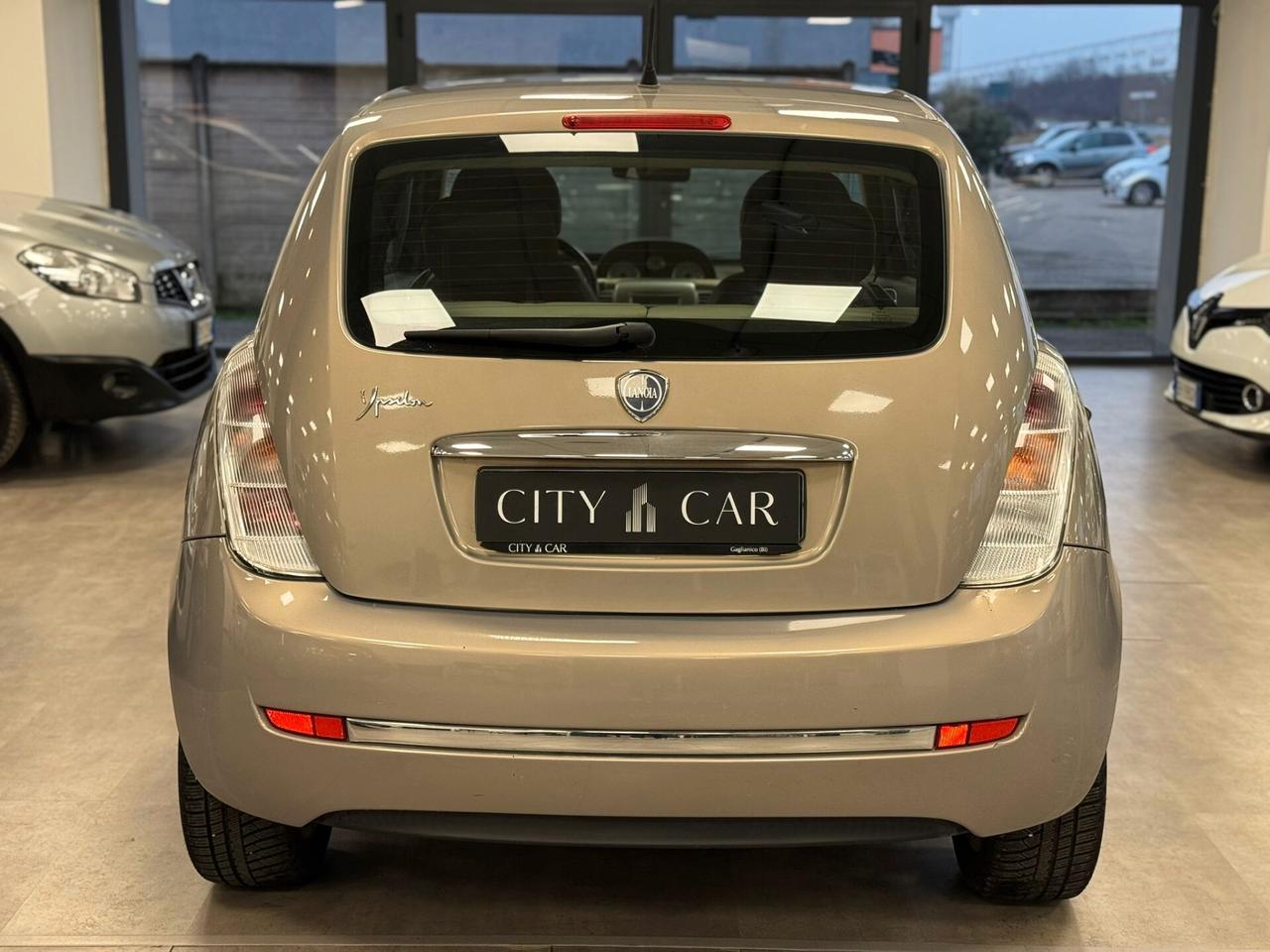 Lancia Ypsilon 1.2 Versus