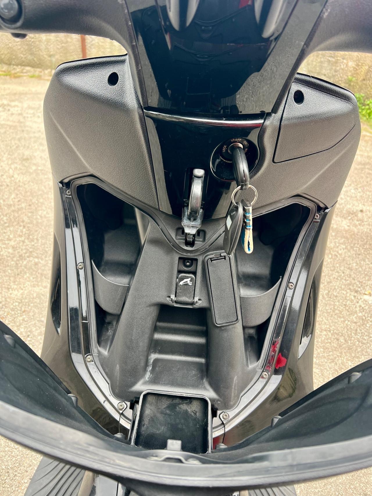 Piaggio Beverly 350 Police Acc.Permute