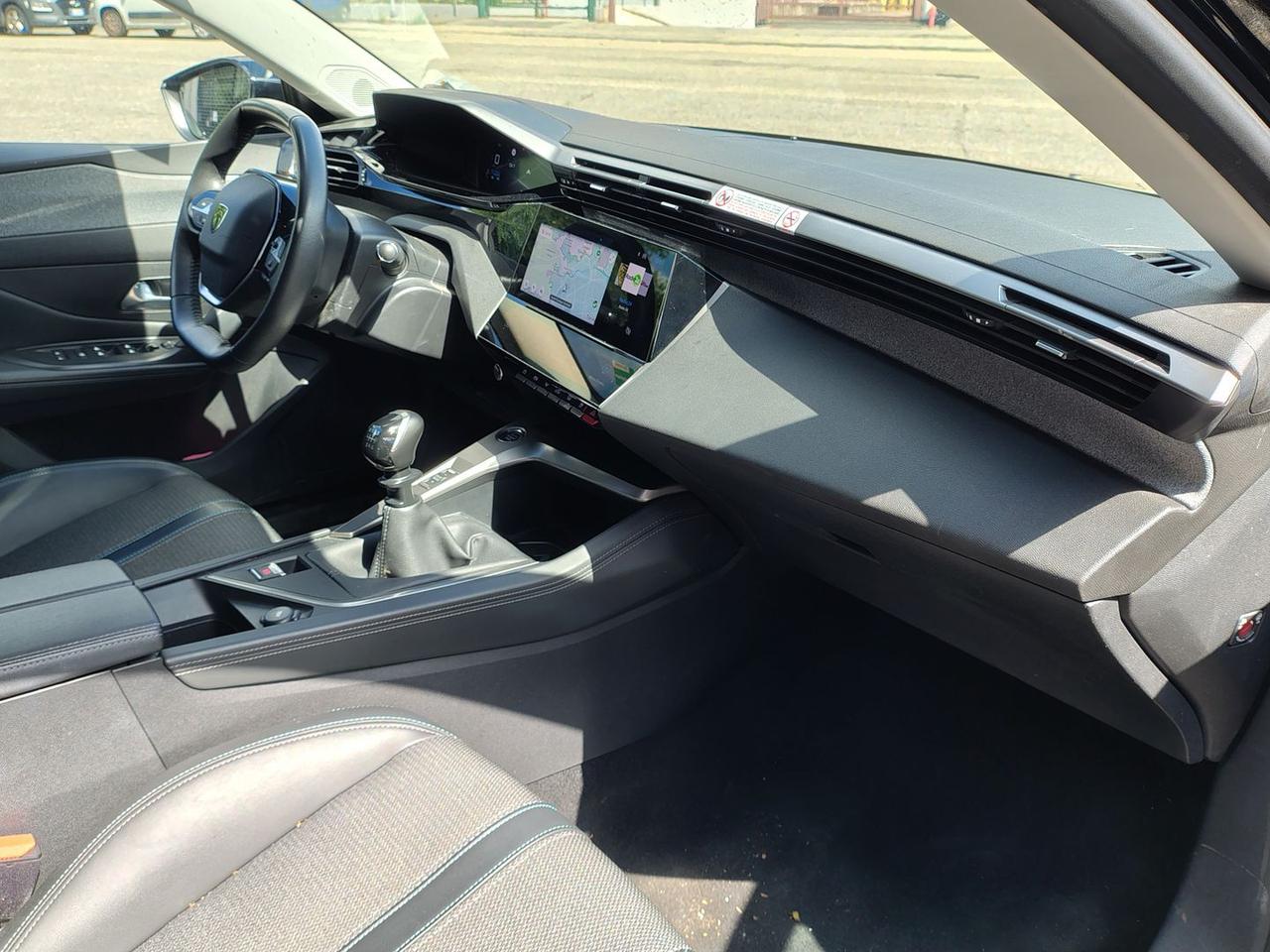 Peugeot 308 1.2 PureTech 130 Allure SW #11171