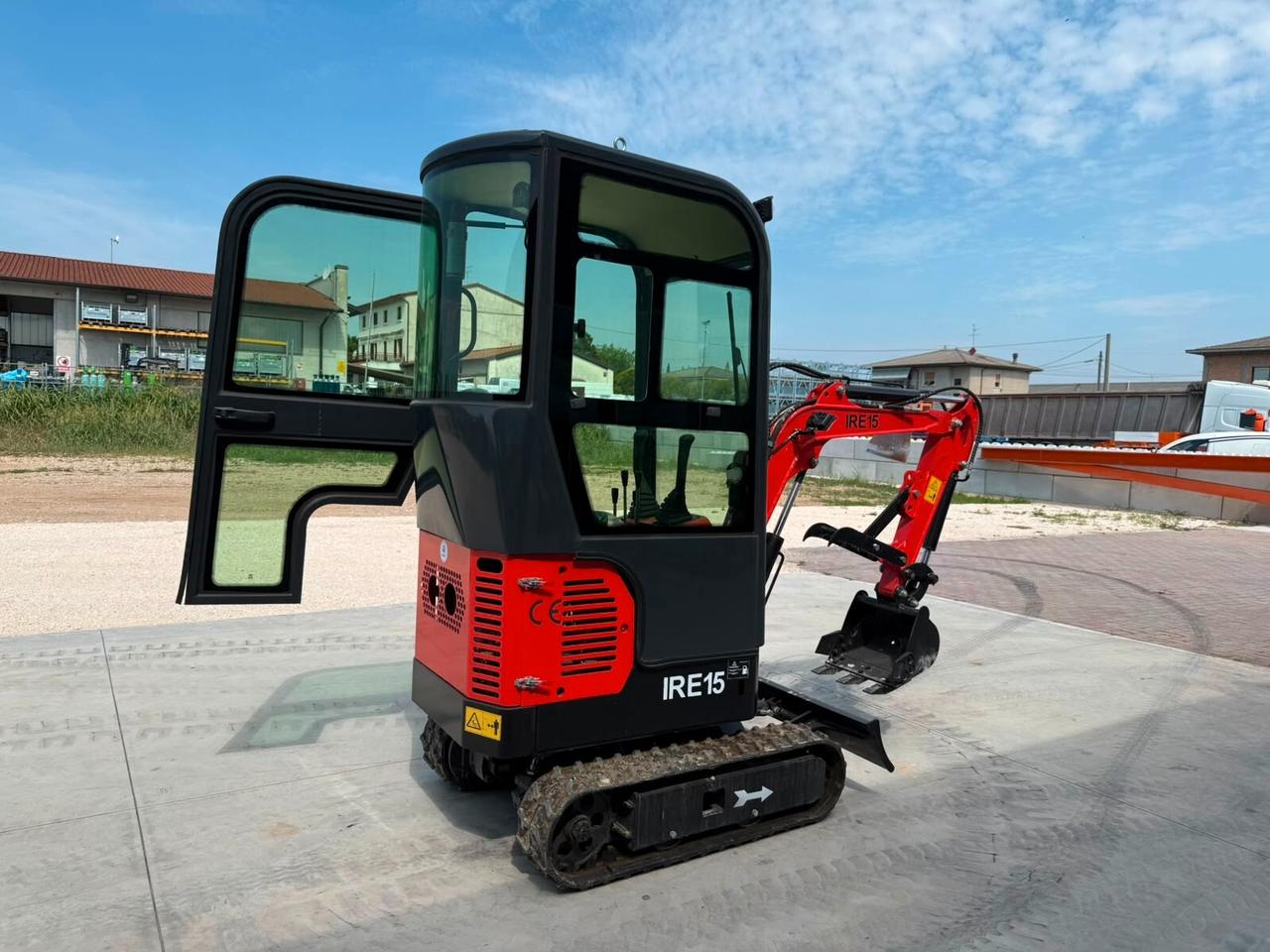 Altro IRE15 mini escavatore NUOVO