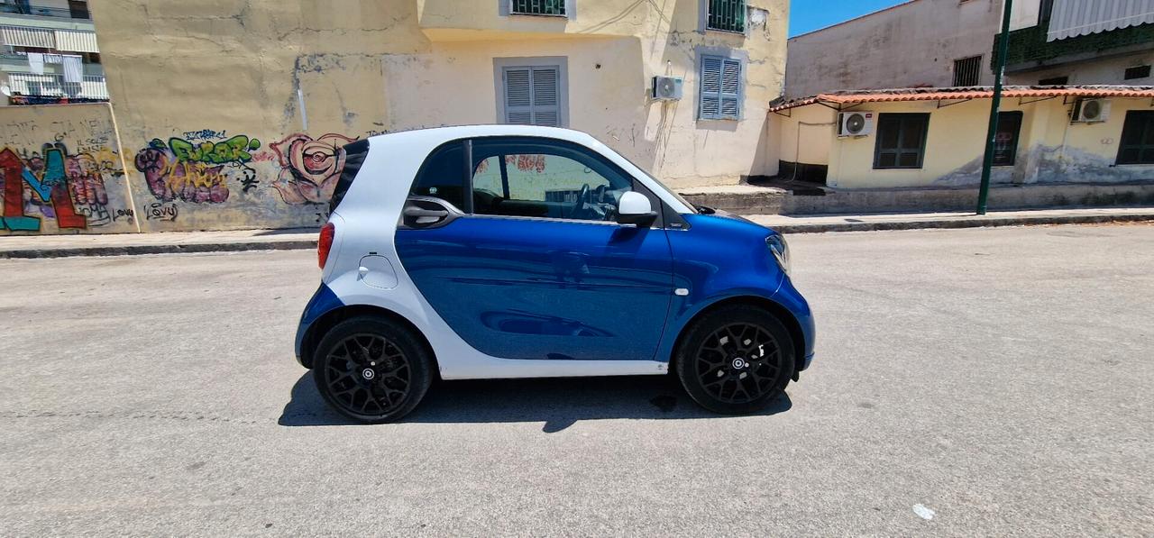 Smart ForTwo 70 1.0 twinamic Passion con BLOCKSHAFT