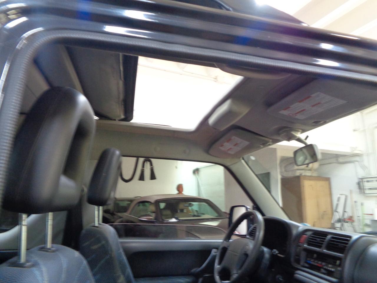 Suzuki Jimny 1.3i 16V cat 4WD JLX