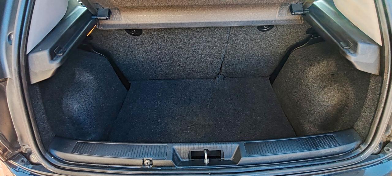 Fiat Punto automatica 1.4 S&S 8V 5 porte Lounge