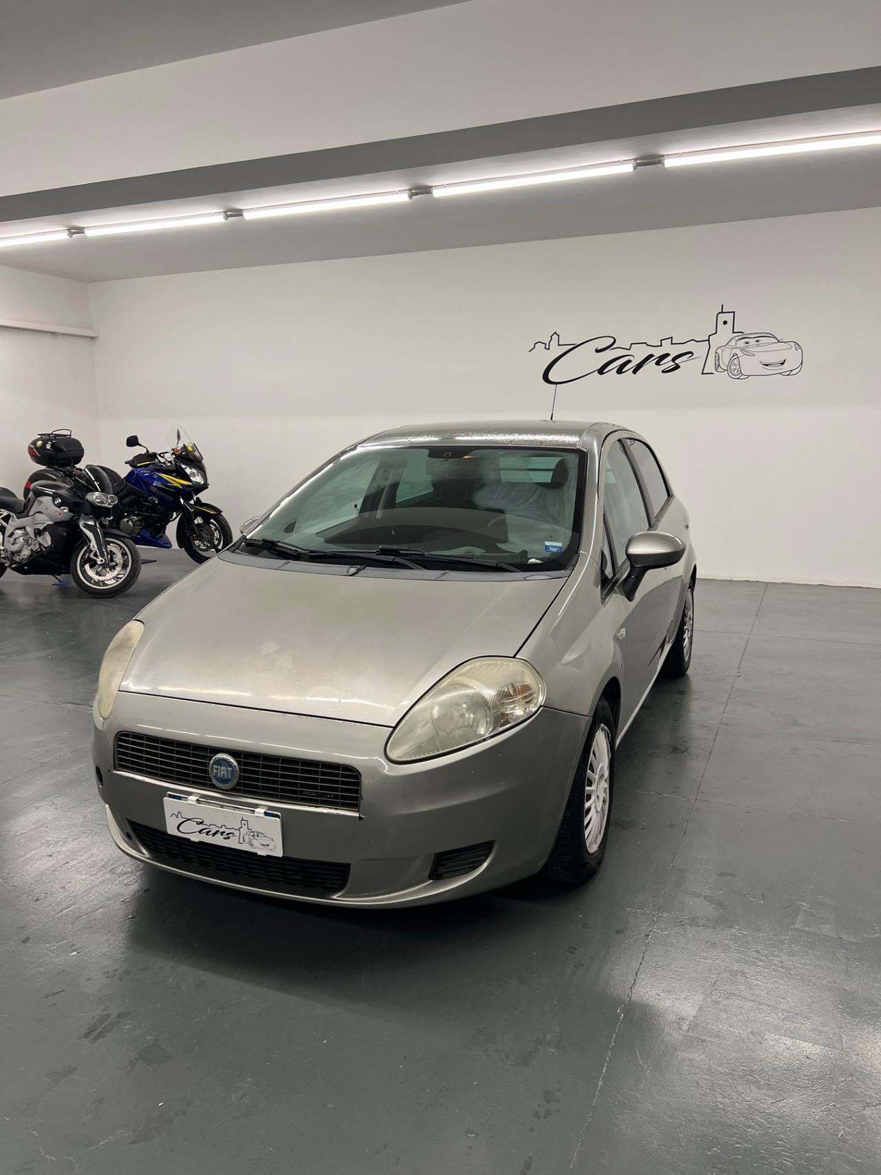 Fiat Grande Punto 1.3MJT 90 5p.Van Dynam. 4pt