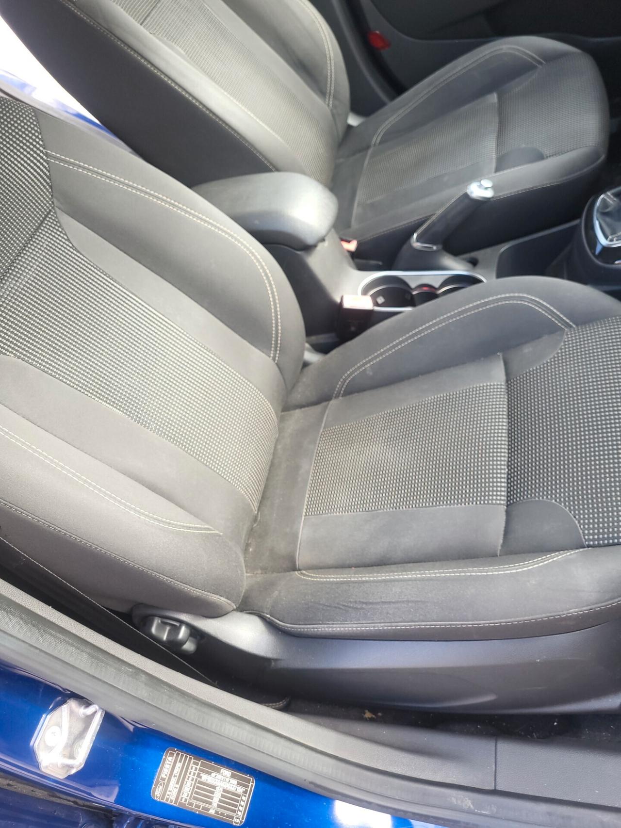 FORD Fiesta 1,5 TDCi-6B-UNICA PROP-NAVI-3 REVISIONI