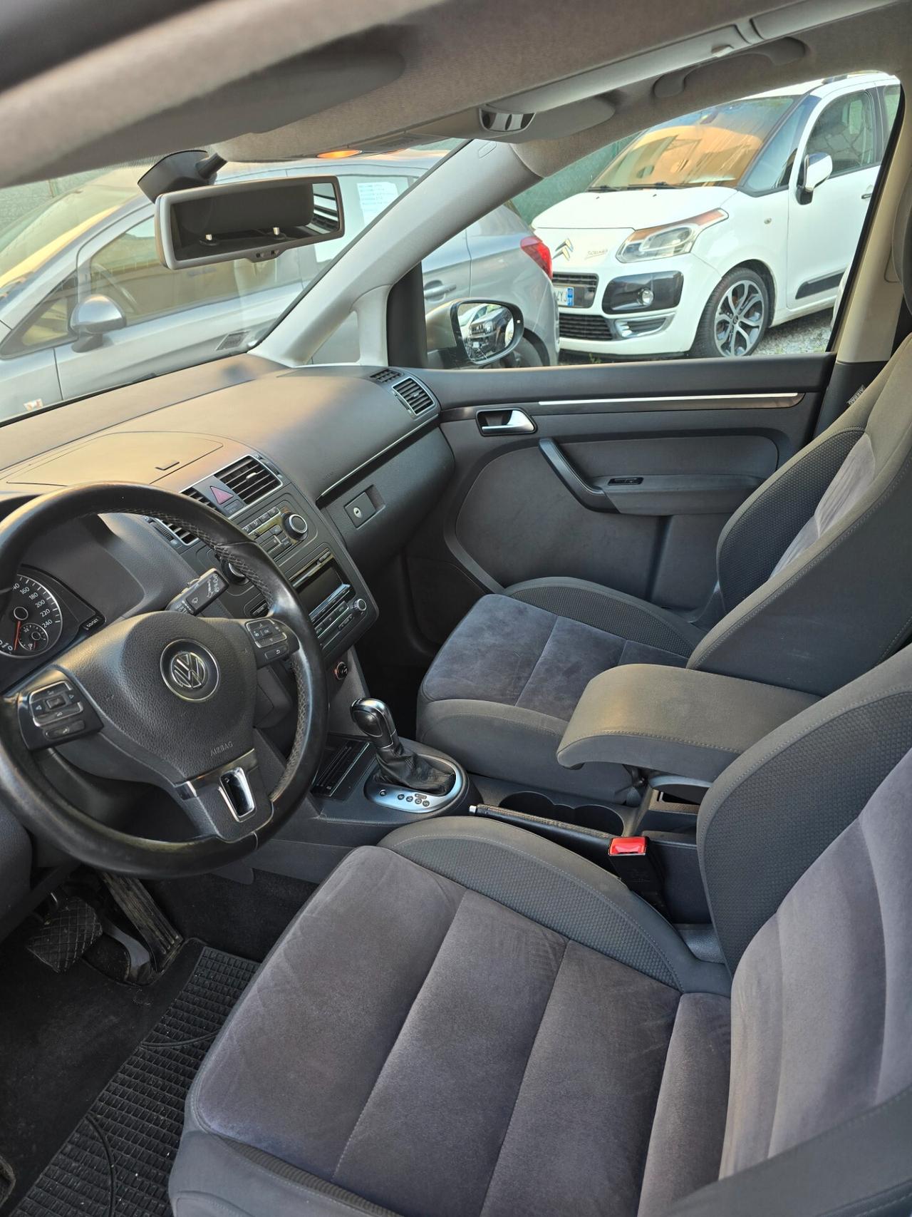 Volkswagen Touran 2.0 TDI 140 CV DSG Highline