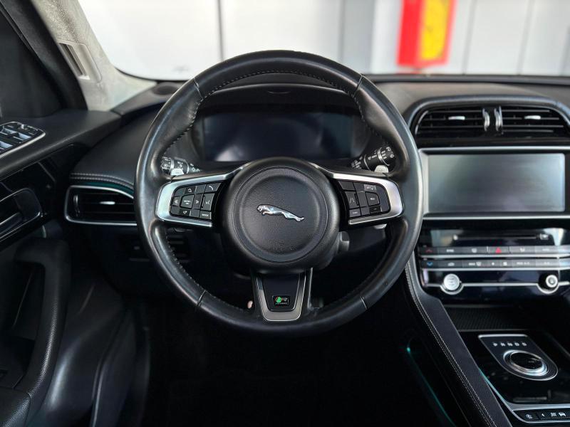 Jaguar F-Pace 2.0d i4 R-Sport awd 180cv auto my20