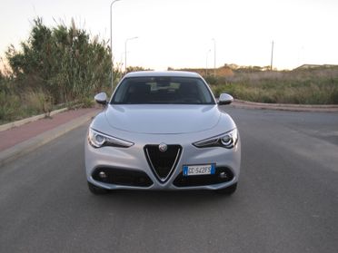 Alfa Romeo Stelvio 2.2 Turbodiesel 190 CV AT8 Q4 Business