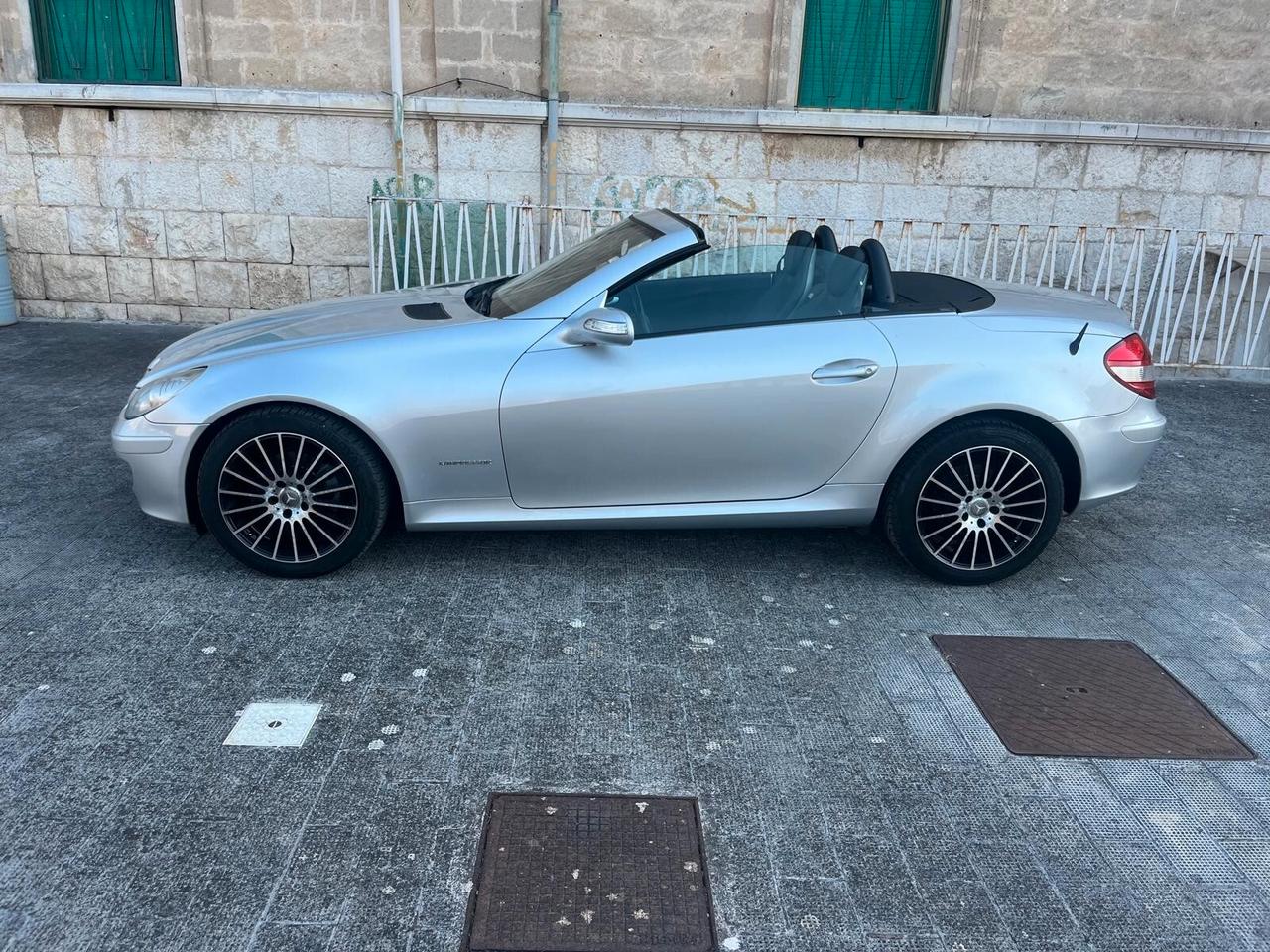 Mercedes-benz SLK 200 Kompressor Da Vetrina