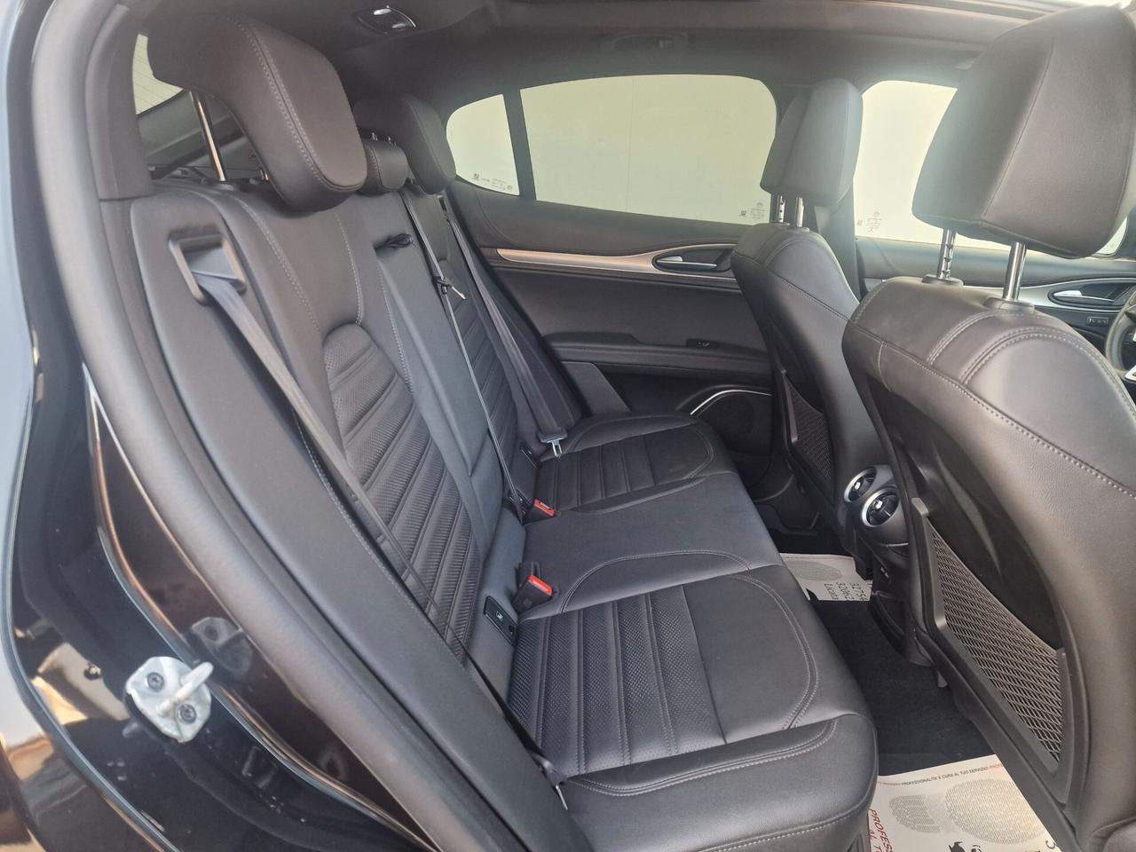 Alfa Romeo Stelvio 2.2cc 210cv Q4 Veloce