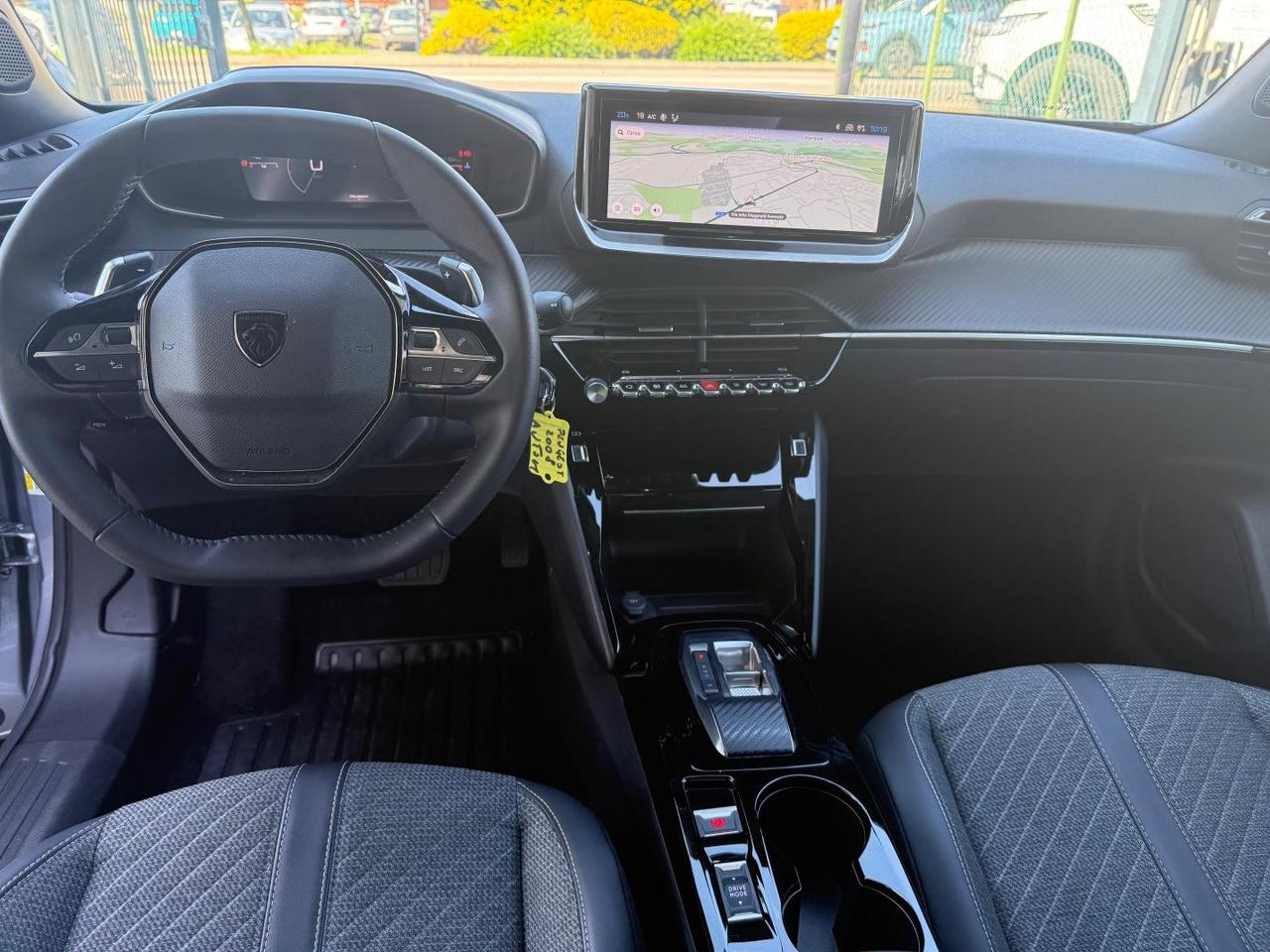 Peugeot 2008 1.2 puretech Allure s&s 130cv eat8