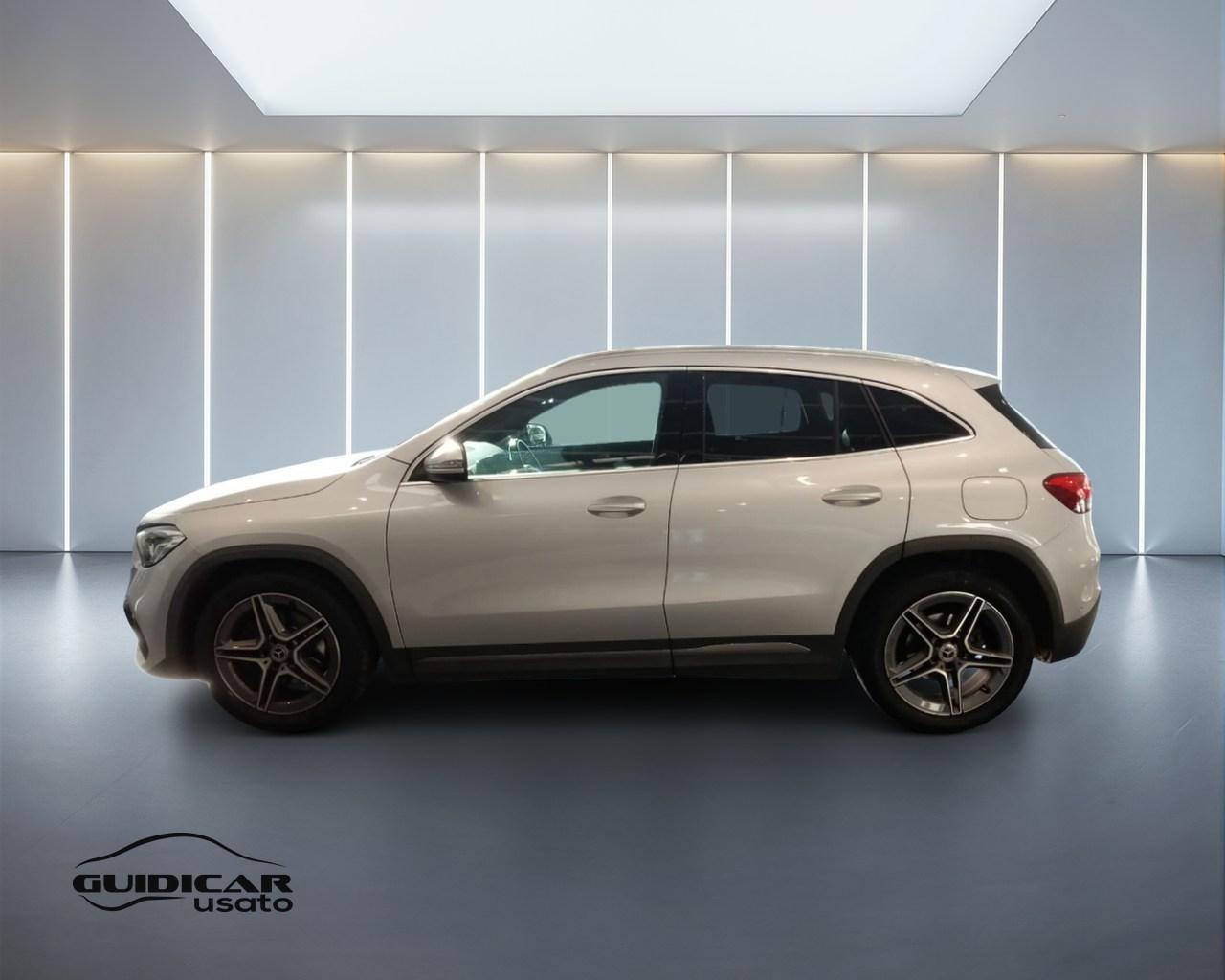 Mercedes-Benz GLA-H247 2020 - GLA 180 d Premium auto