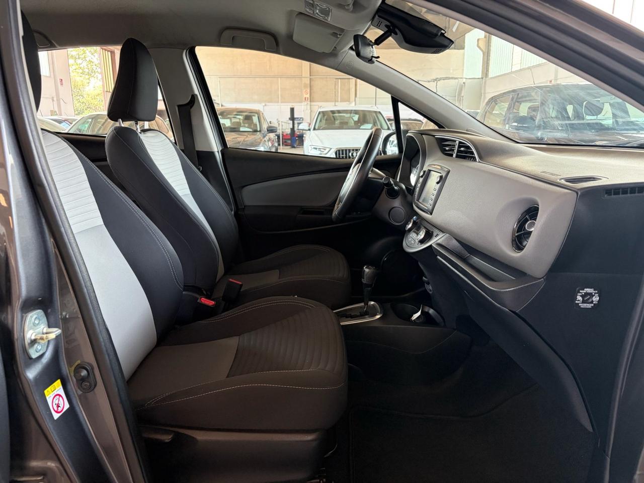 Toyota Yaris 1.5 Hybrid 5 porte Active