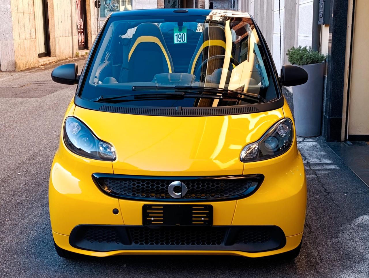 Smart ForTwo 1.0 84cv cabrio City Flame edizione Limitata 1/400