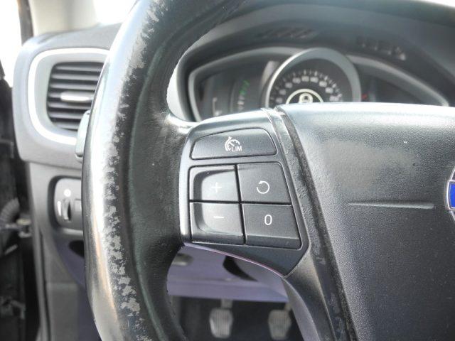 VOLVO V40 D2 1.6 D Kinetic - OK NEOPATENTATI - UNICO PROPR.