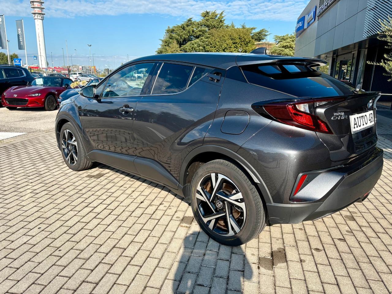 Toyota C-HR 1.8 Hybrid E-CVT Trend