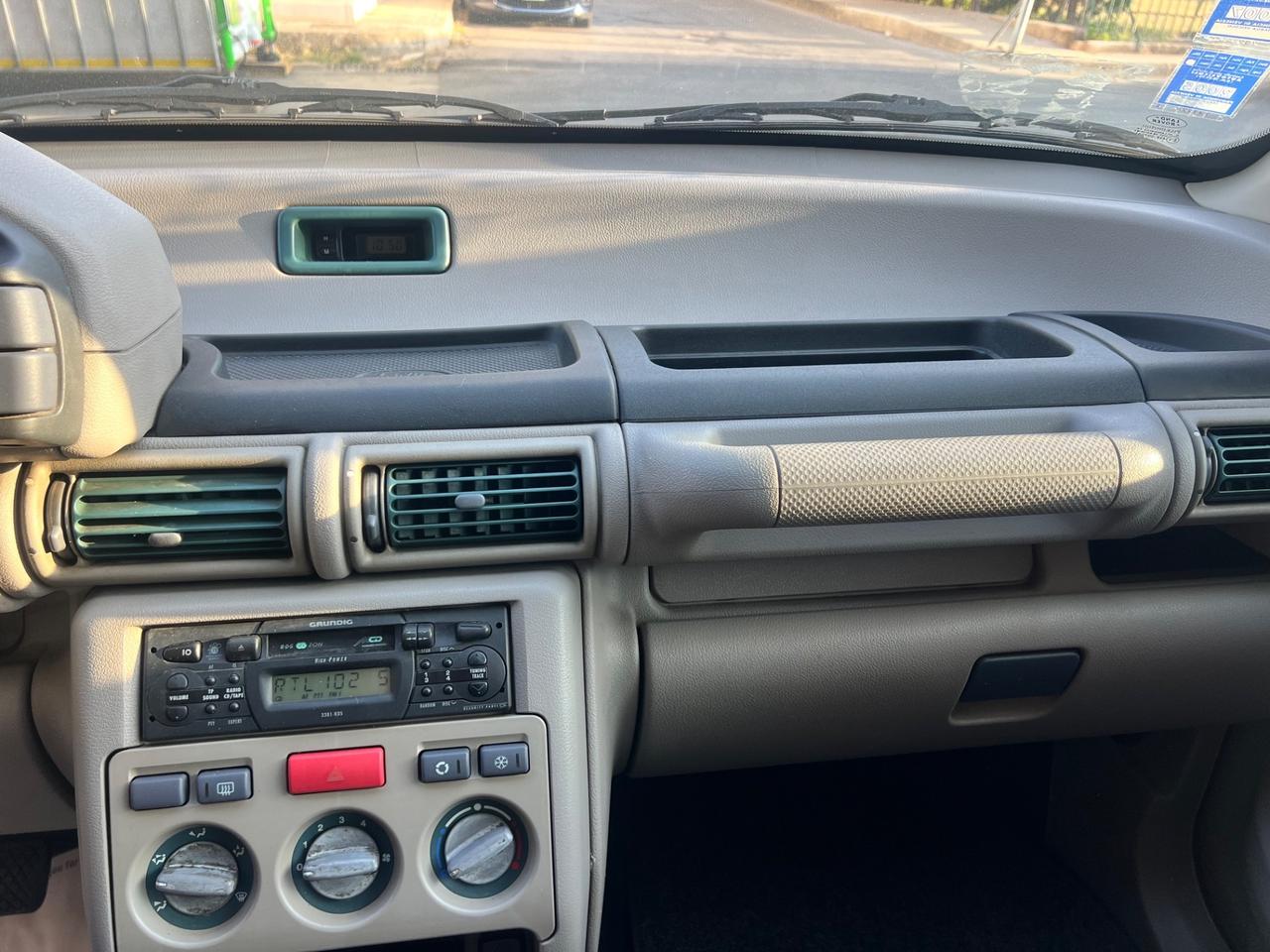 Land Rover Freelander 2.0 TD cat 3p. Hardback