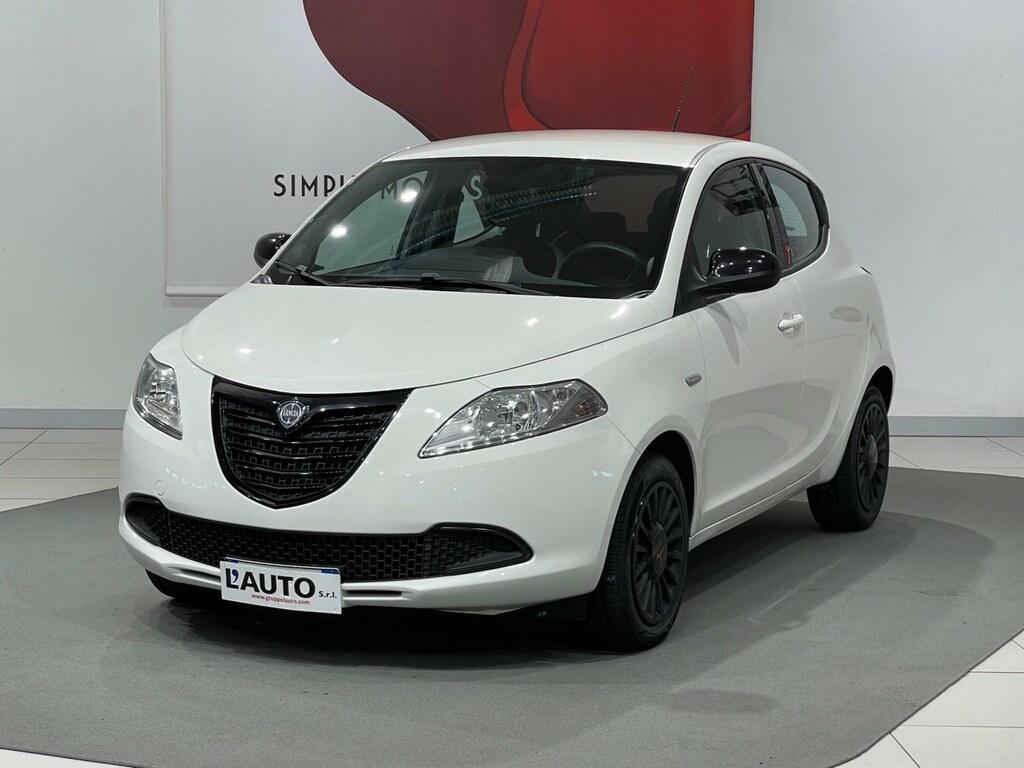 Lancia Ypsilon 1.2 8v Elefantino 69cv my14