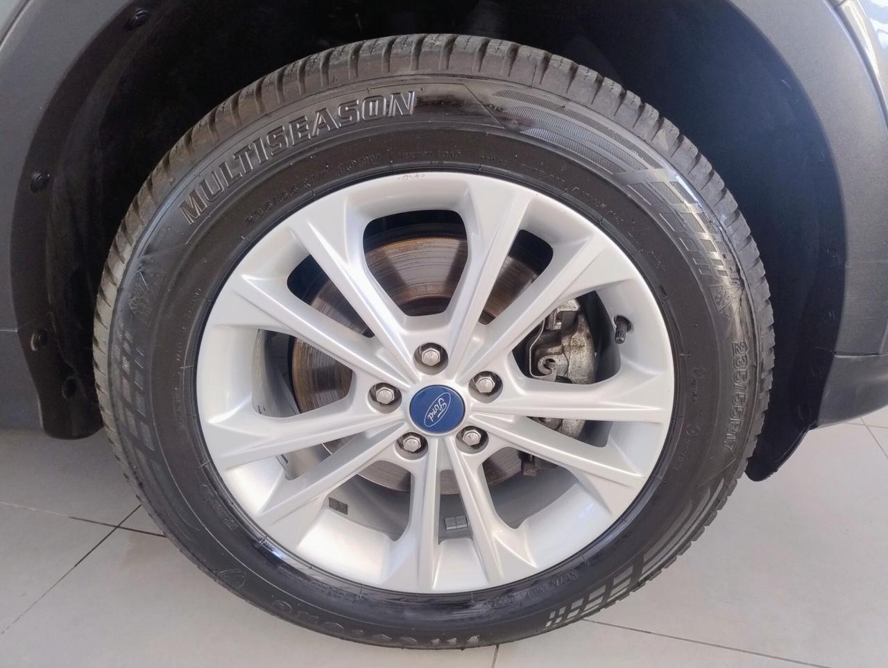 Ford Kuga 1.5 TDCI 120 CV S&S 2WD Titanium