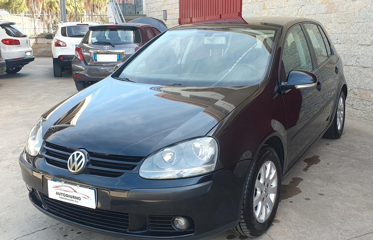 Volkswagen Golf 1.9 TDI 5p. Sportline