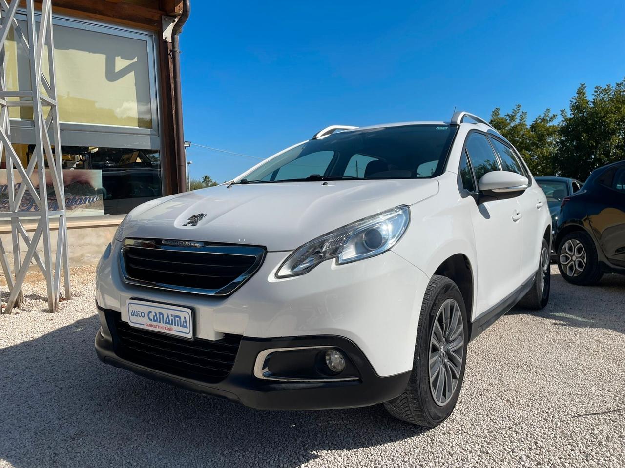 Peugeot 2008 1.2 B - 2015