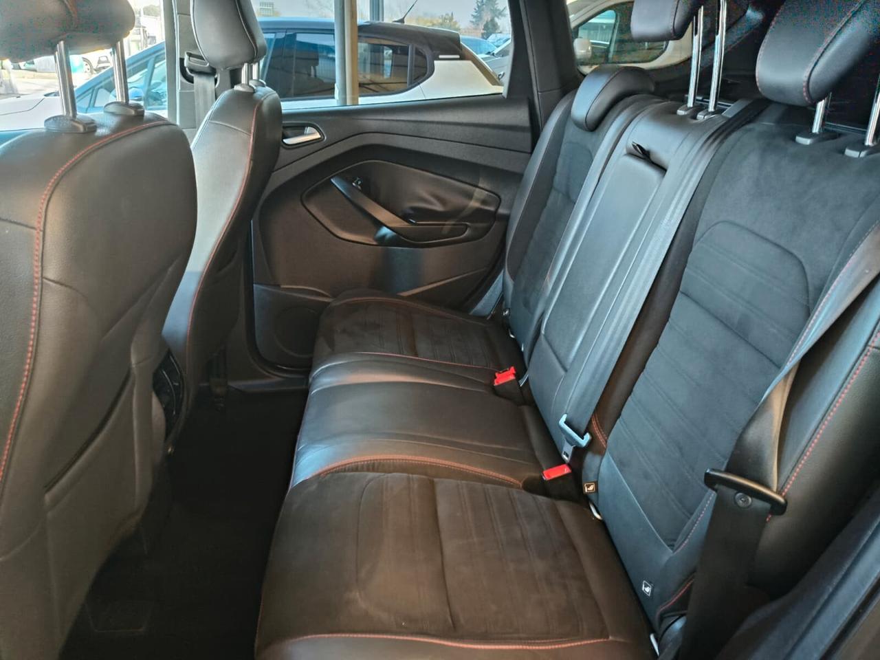 Ford Kuga 1.5 EcoBoost 120 CV S&S 2WD ST-Line