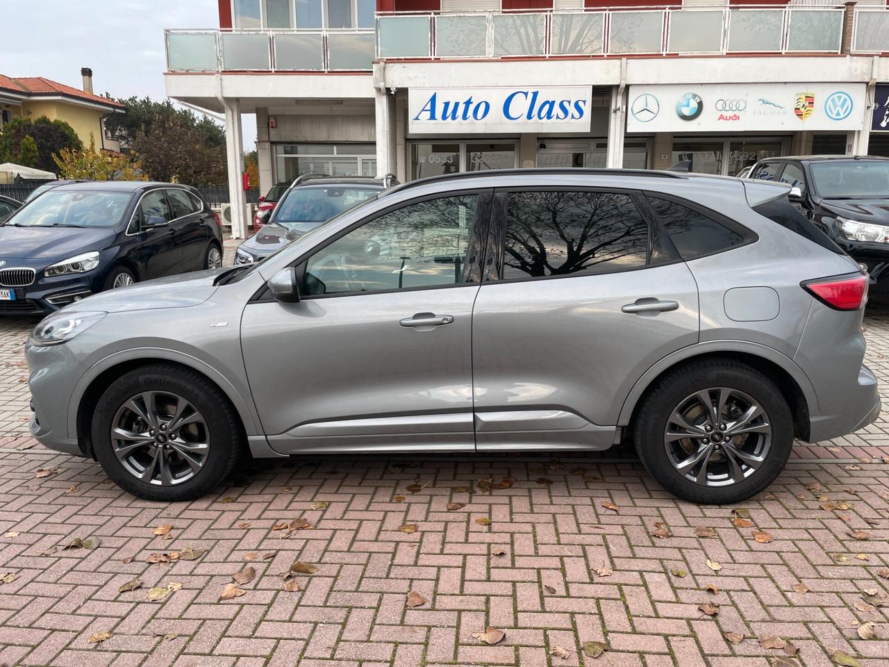 Ford Kuga 1.5 EcoBlue 120 CV aut. 2WD ST-Line