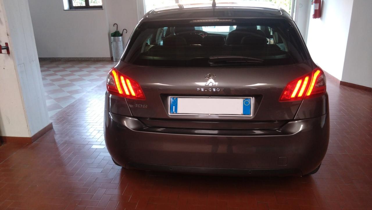 Peugeot 308 BlueHDi 120 S&S EAT6 Allure
