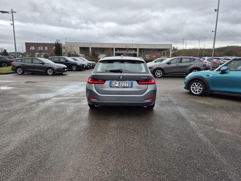 BMW Serie 3 318d 48V Touring