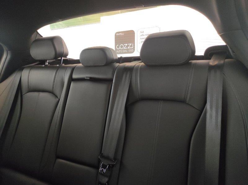 ALFA ROMEO Giulia (2016) - Giulia 2.0 Turbo 280 CV AT8 AWD Q4 Ti