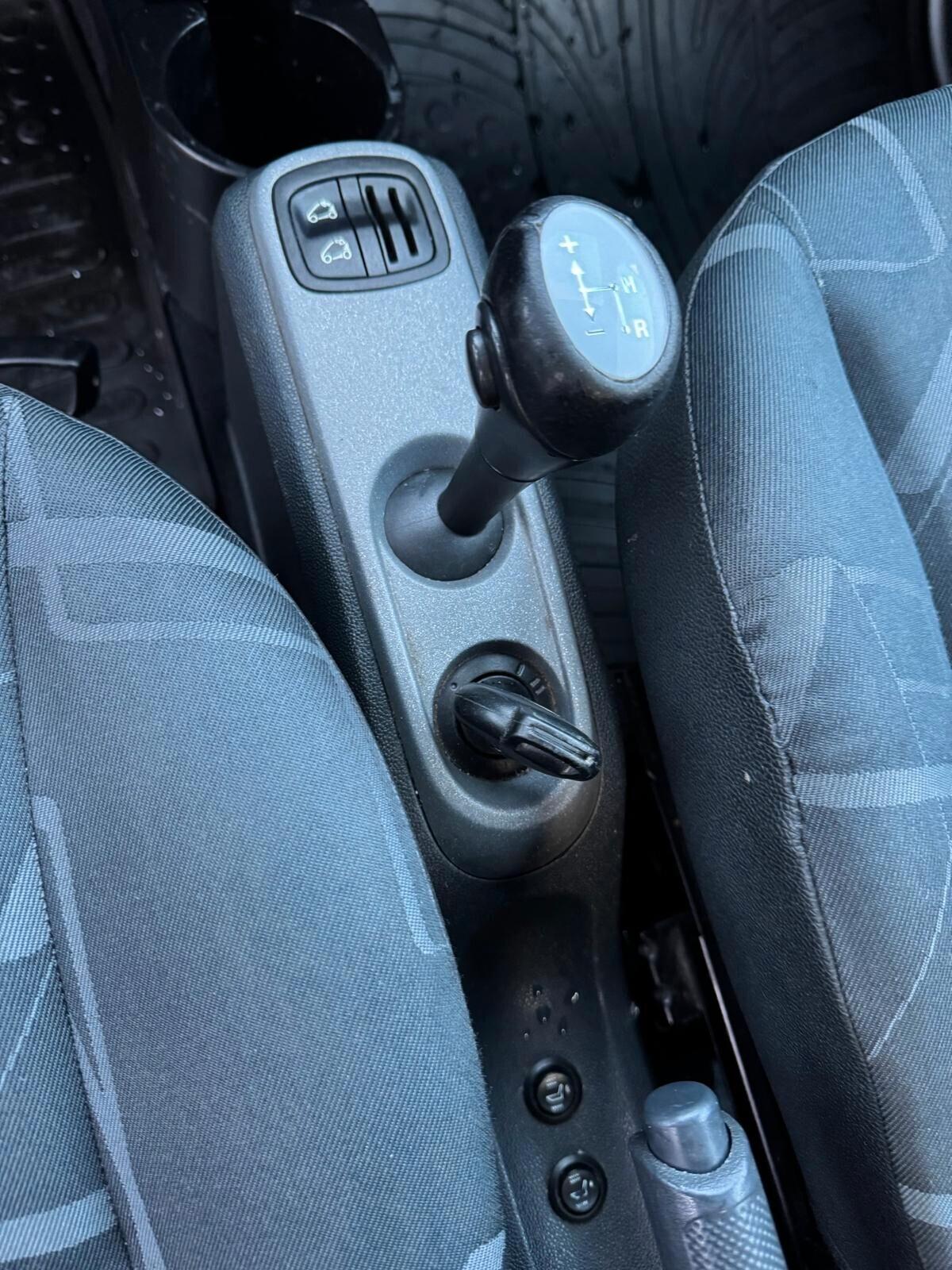 Smart ForTwo 800 33 kW cabrio passion cdi