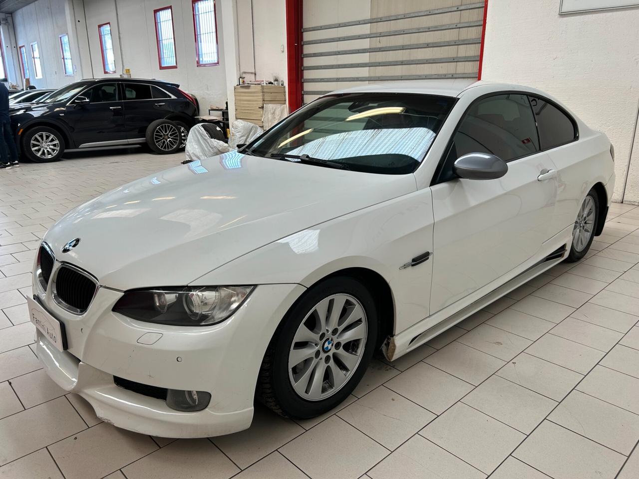 Bmw 320 BMW 320 Coupe Msport 320d 177cv-Dettagli in Bio