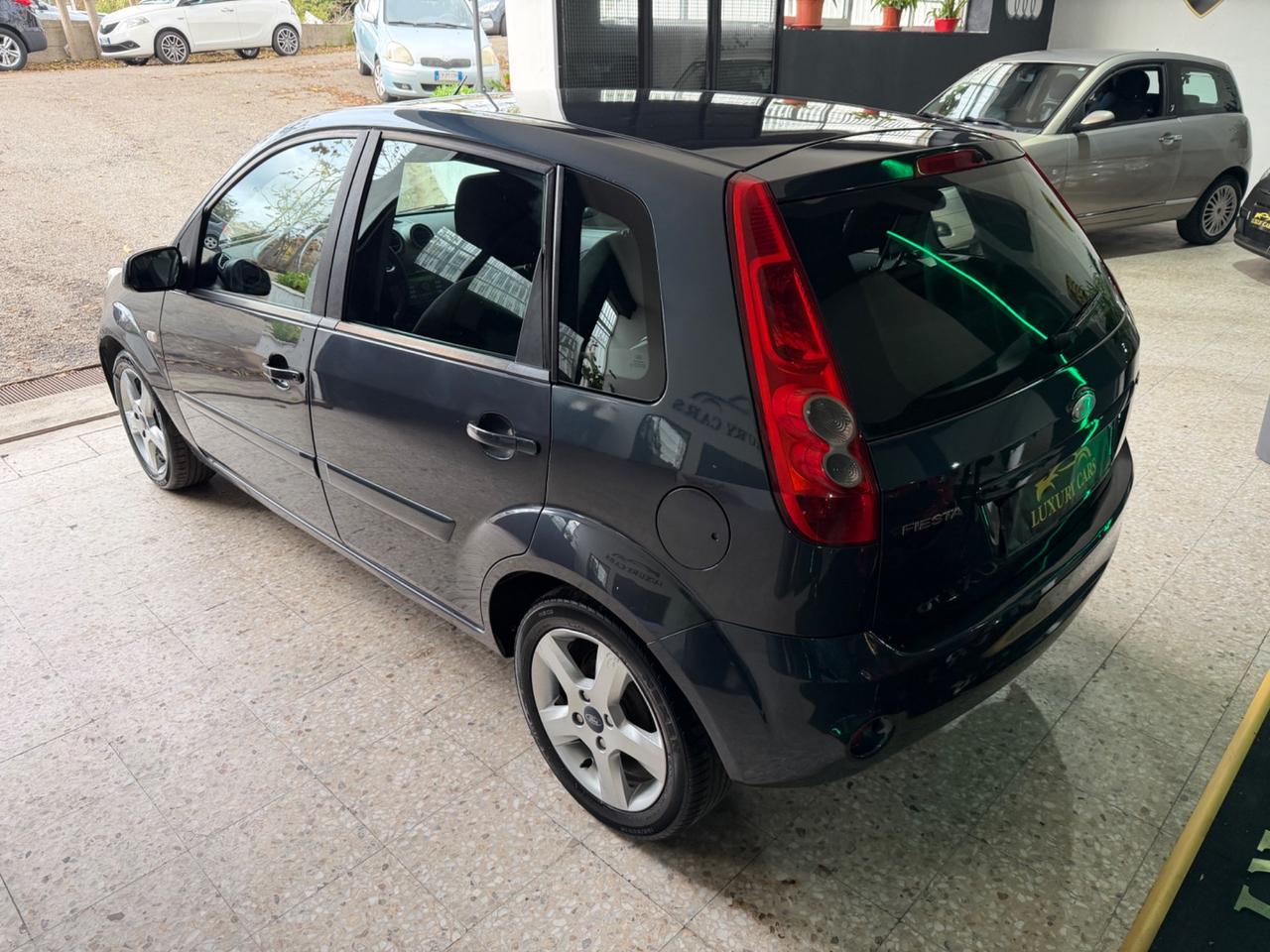 Ford Fiesta 1.4 TDCi 5p. UNICO PROPRIETARIO