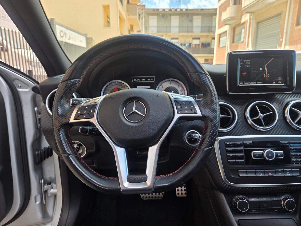 MERCEDES A200 PREMIUM TETTO APRIBILE 136CV KMCERTIF
