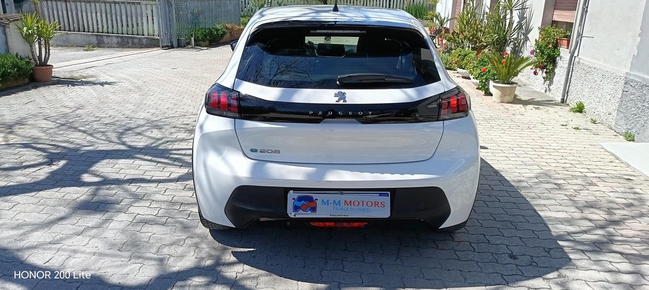 Peugeot e-208 5 Porte e-208 Active Pack 100kW