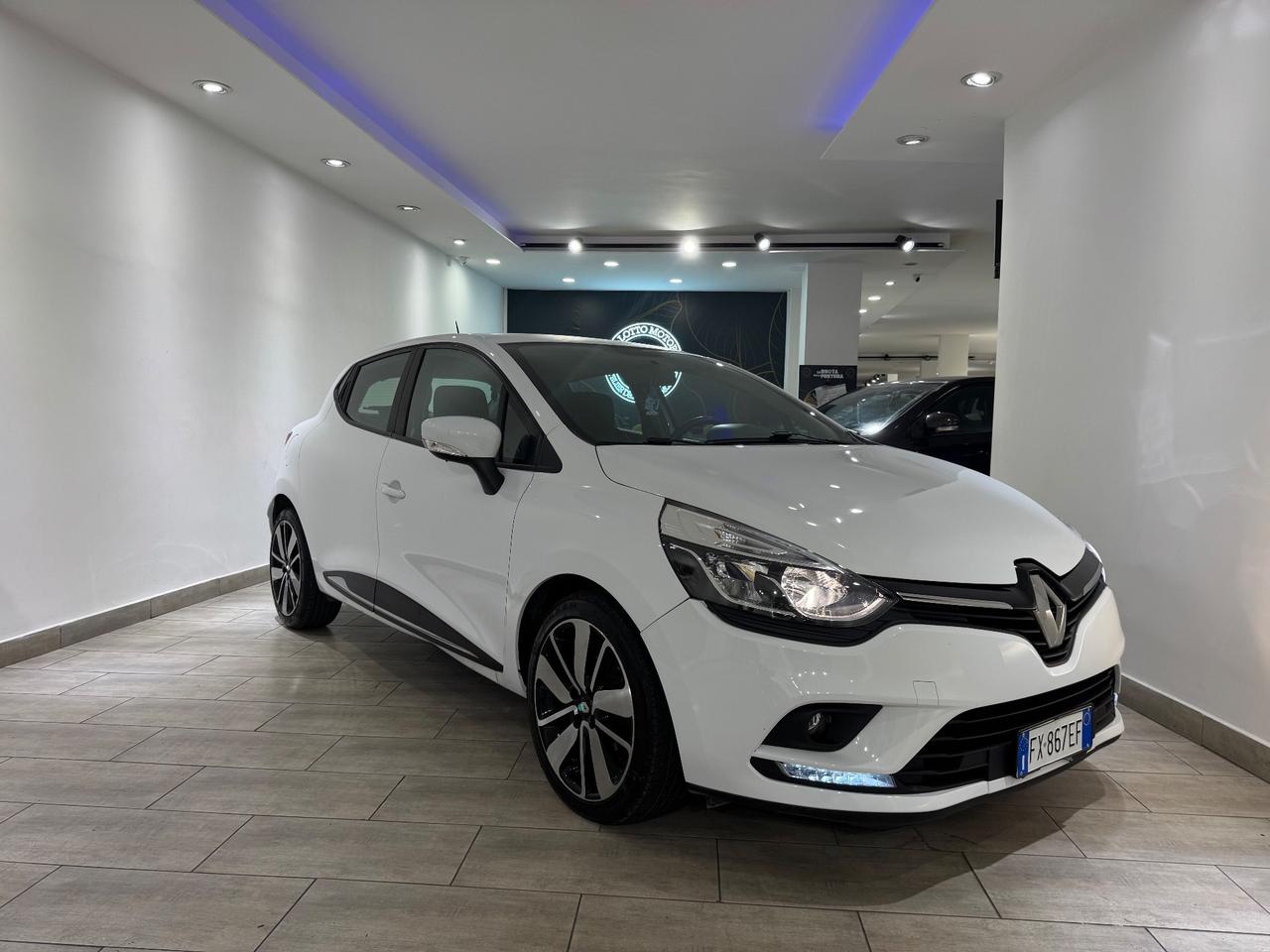 Renault Clio dCi Diesel 5 porte Moschino Intense