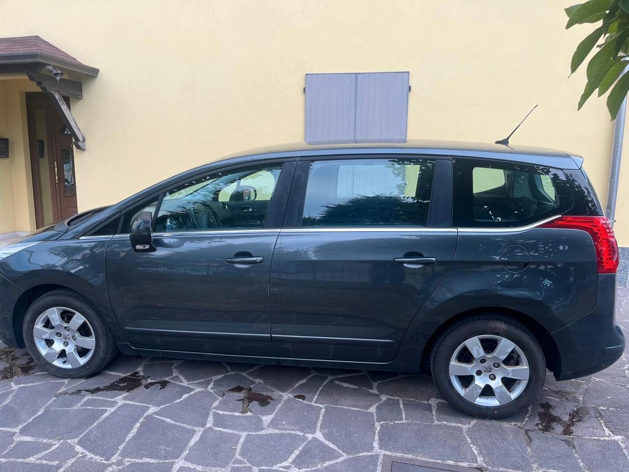 Peugeot 5008 1.6 VTI 120CV, 7 Posti