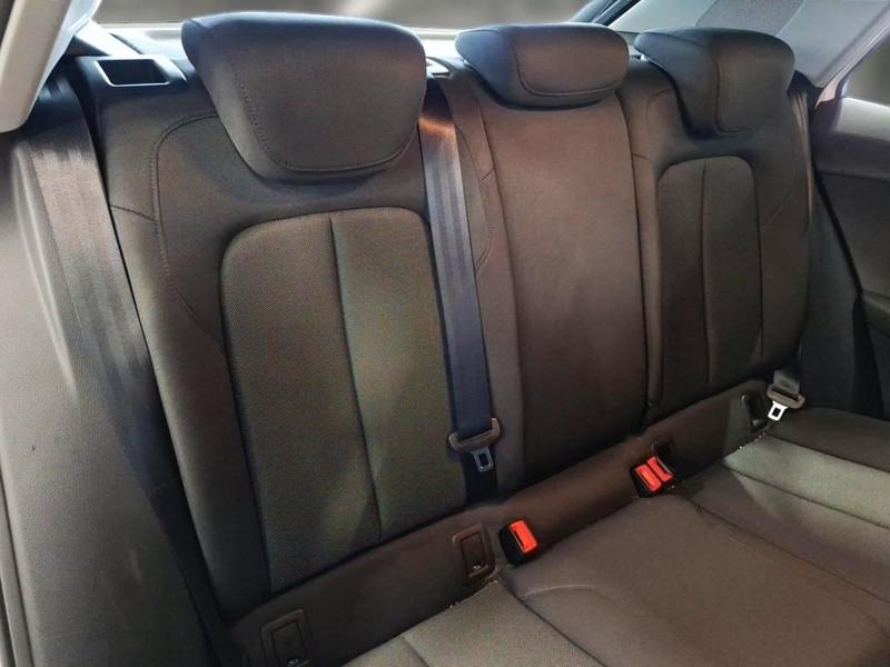 AUDI Q2 2.0 30 TDI BUSINESS