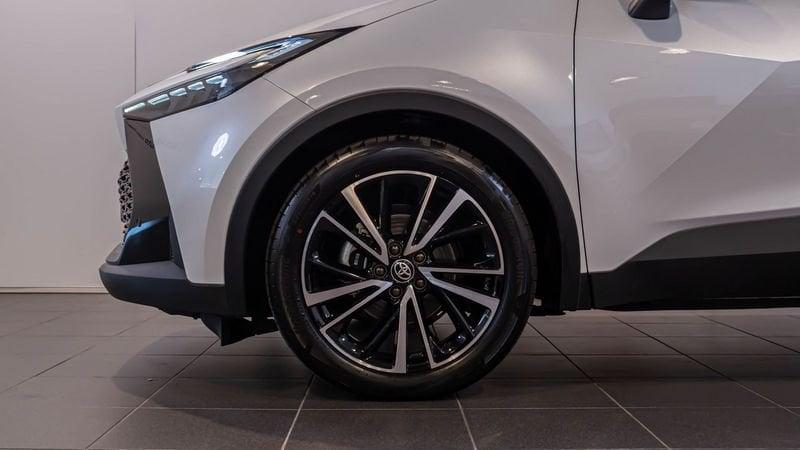 Toyota C-HR II 2023 2.0 hv Lounge fwd e-cvt