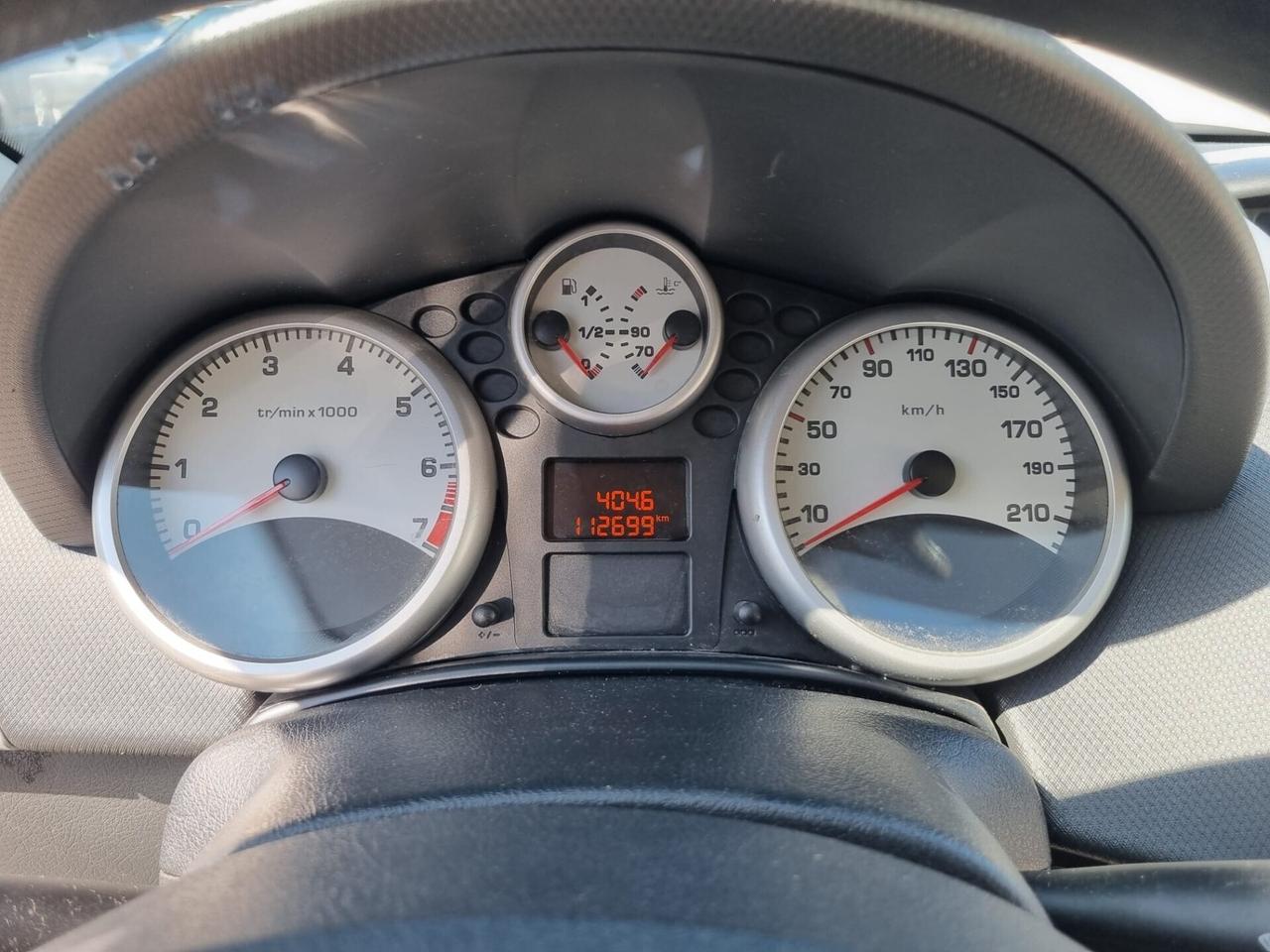 Peugeot 207 1.4 BENZINA