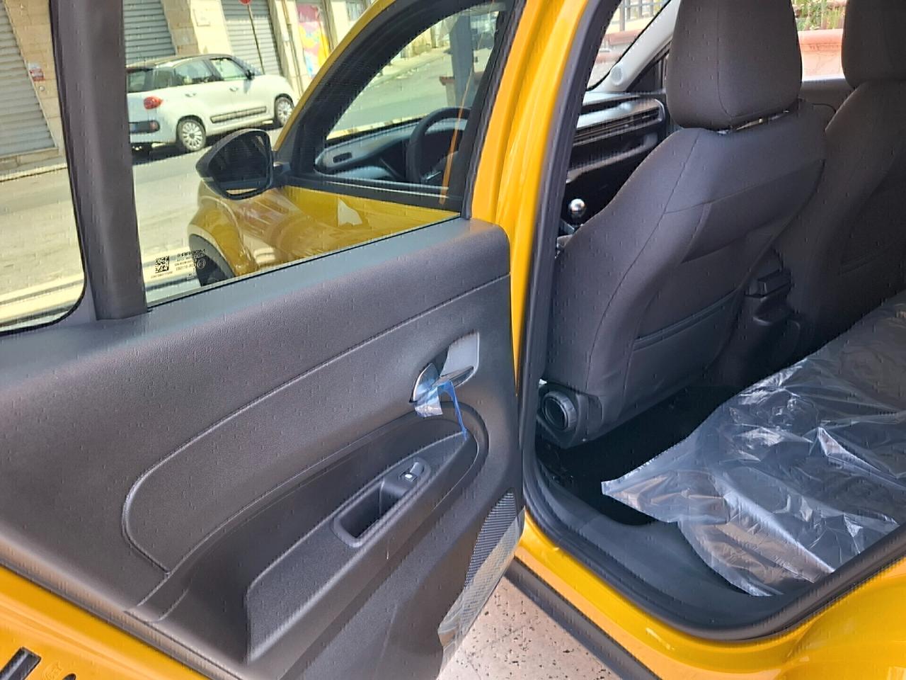 NUOVA JEEP AVENGER 1.2 BENZINA 1OO CV LONGITUDINE PLUS € 23900,00