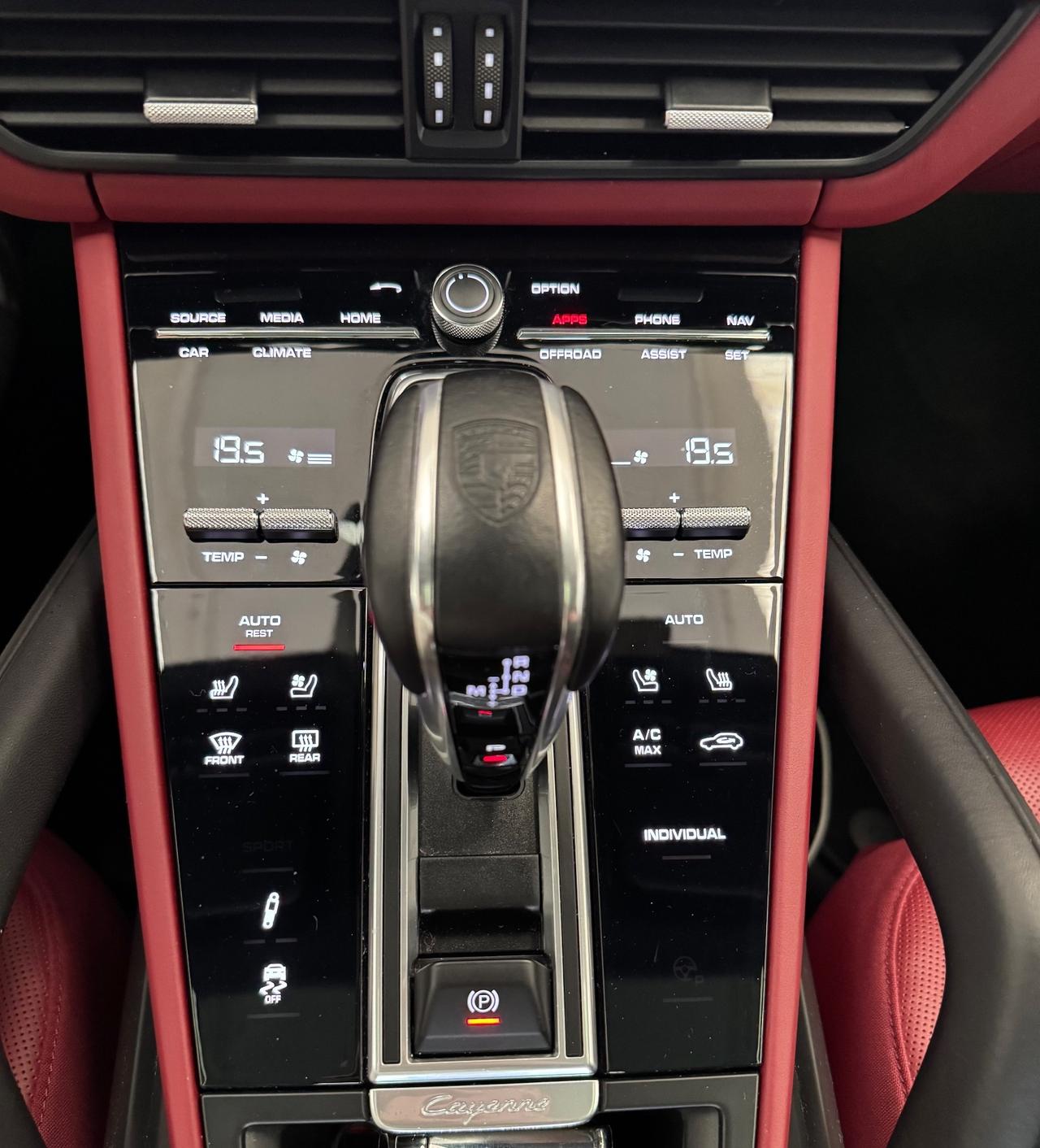 Porsche Cayenne 3.0 V6 E-Hybrid Platinum Edition