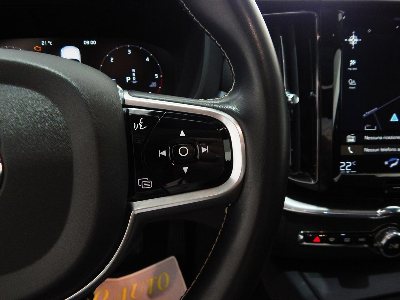 Volvo XC60 2.0 B4 Business Plus AWD Geartronic TETTO-NAVI-PELLE