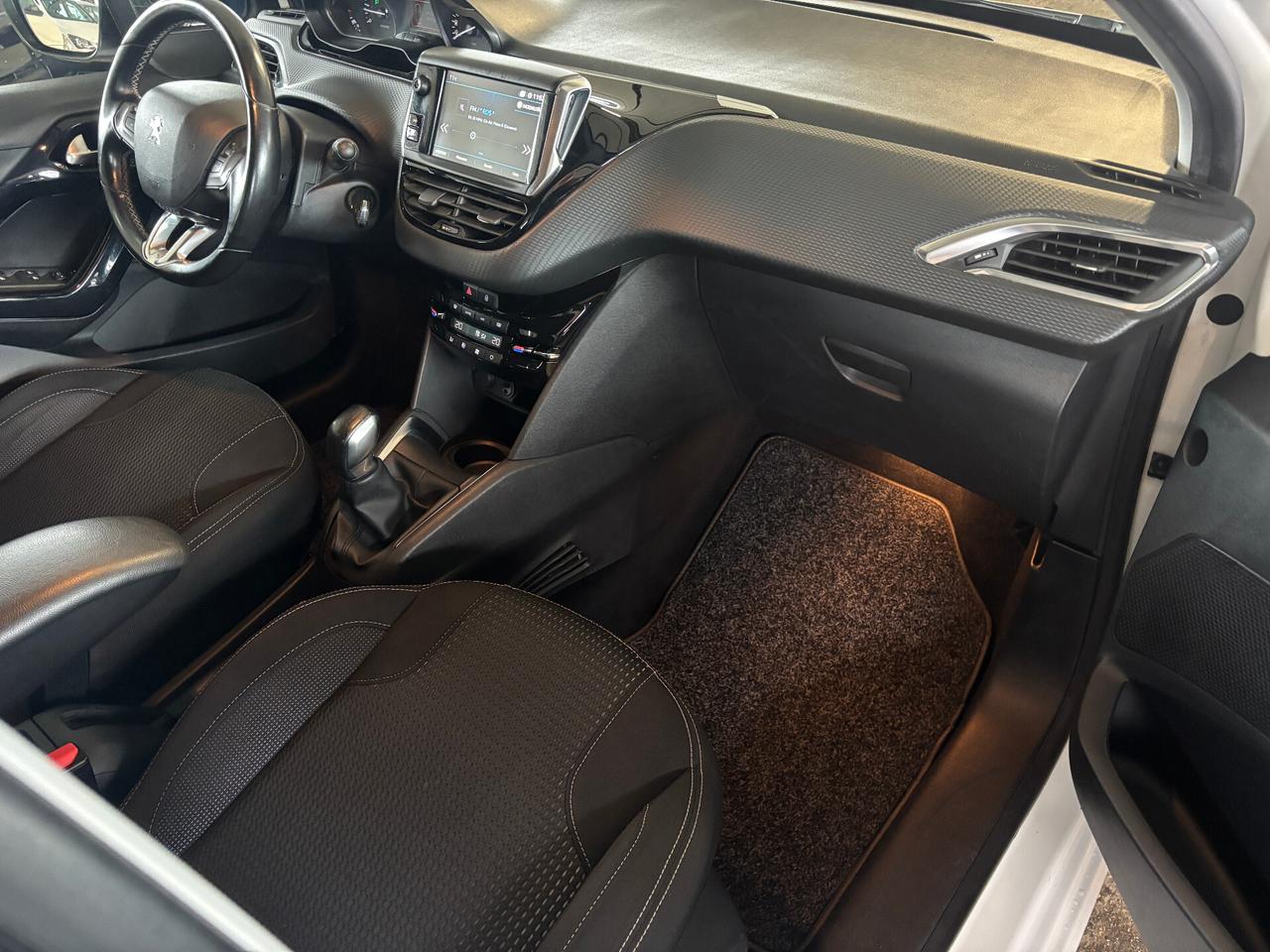 Peugeot 208 1.2 PureTech 82CV Allure NEOPATENTATO