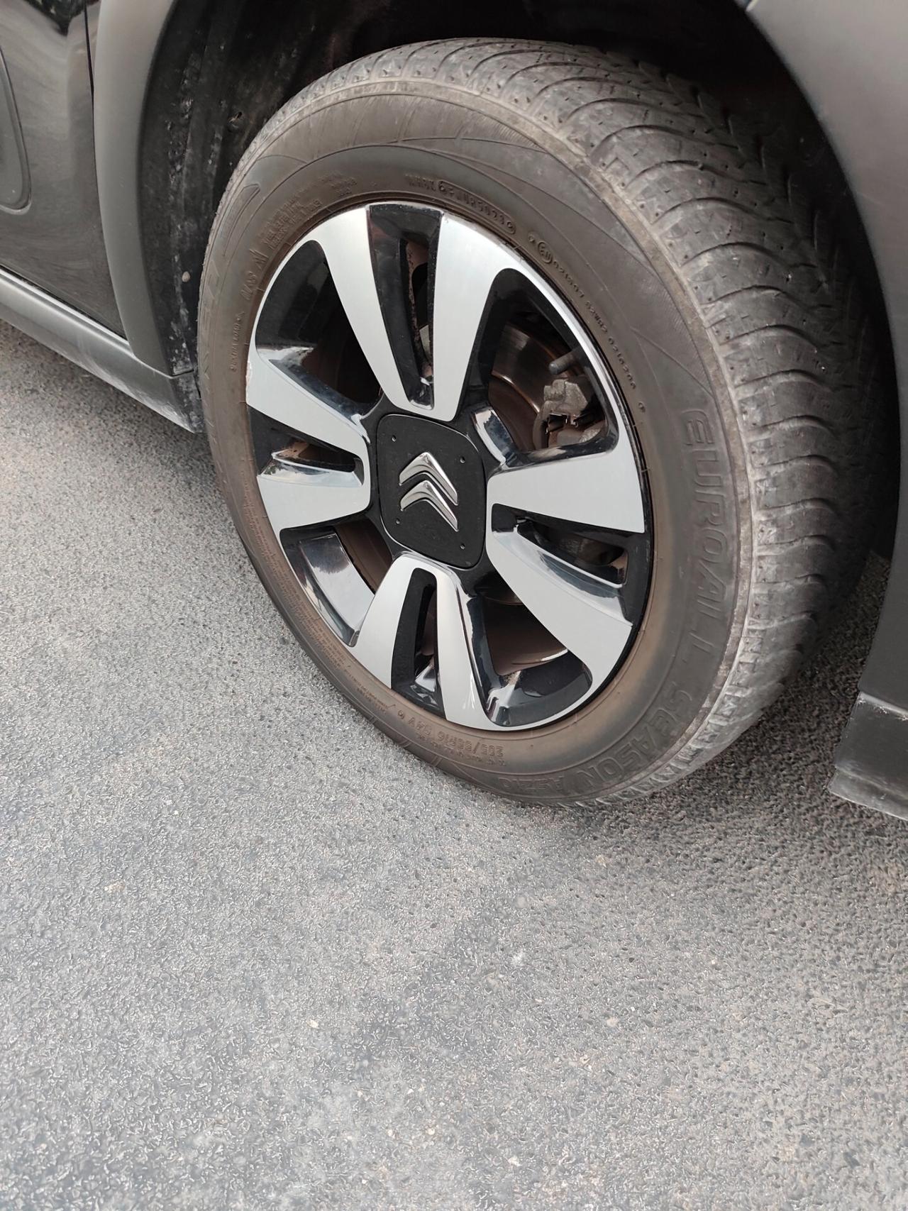 Citroen C3 PureTech 83 S&S Shine 02/2022