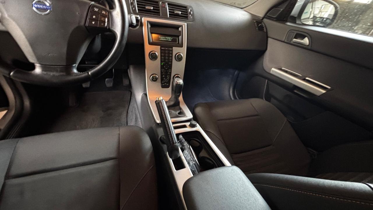 Volvo V50 D2 POLAR PLUS