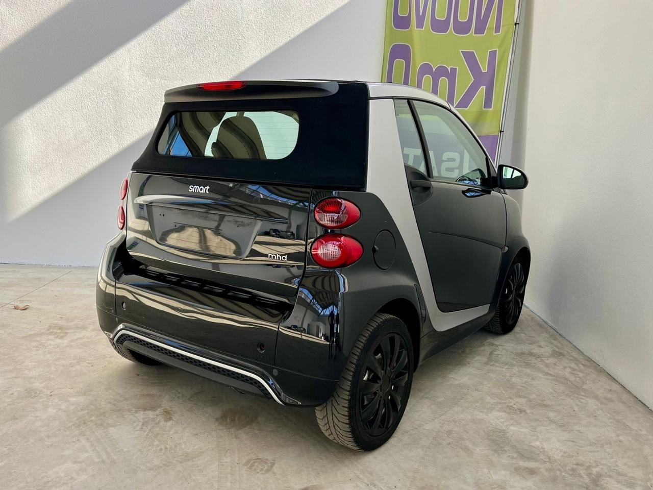 Smart ForTwo 1000 52 kW MHD cabrio passion