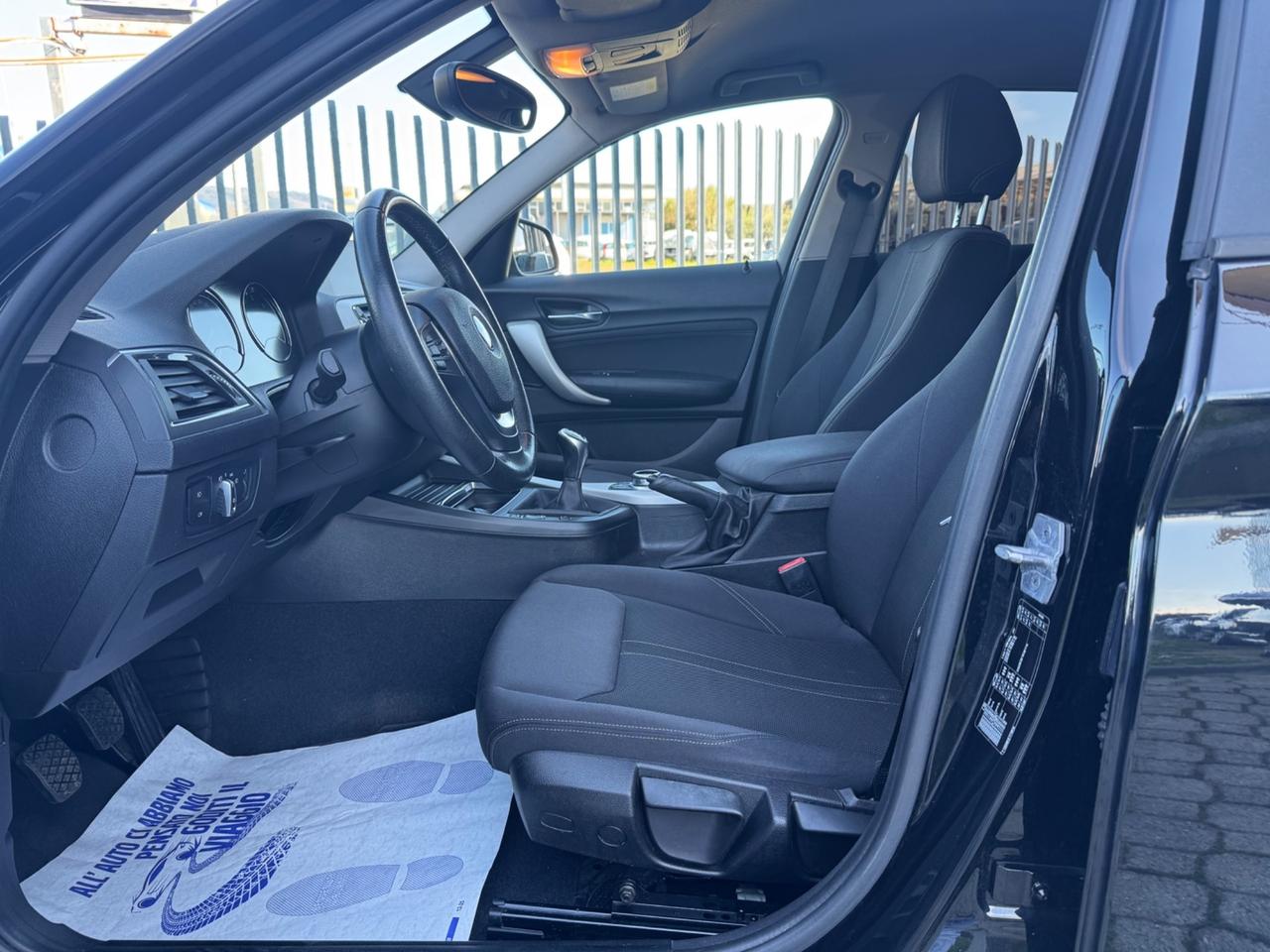 Bmw 116 116d 5p. Business